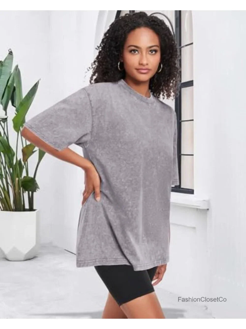 Oversized Women's Vintage Washed Cotton Crewneck Tee - Boxy Fit, Short Sleeve - Picture 4 of 6